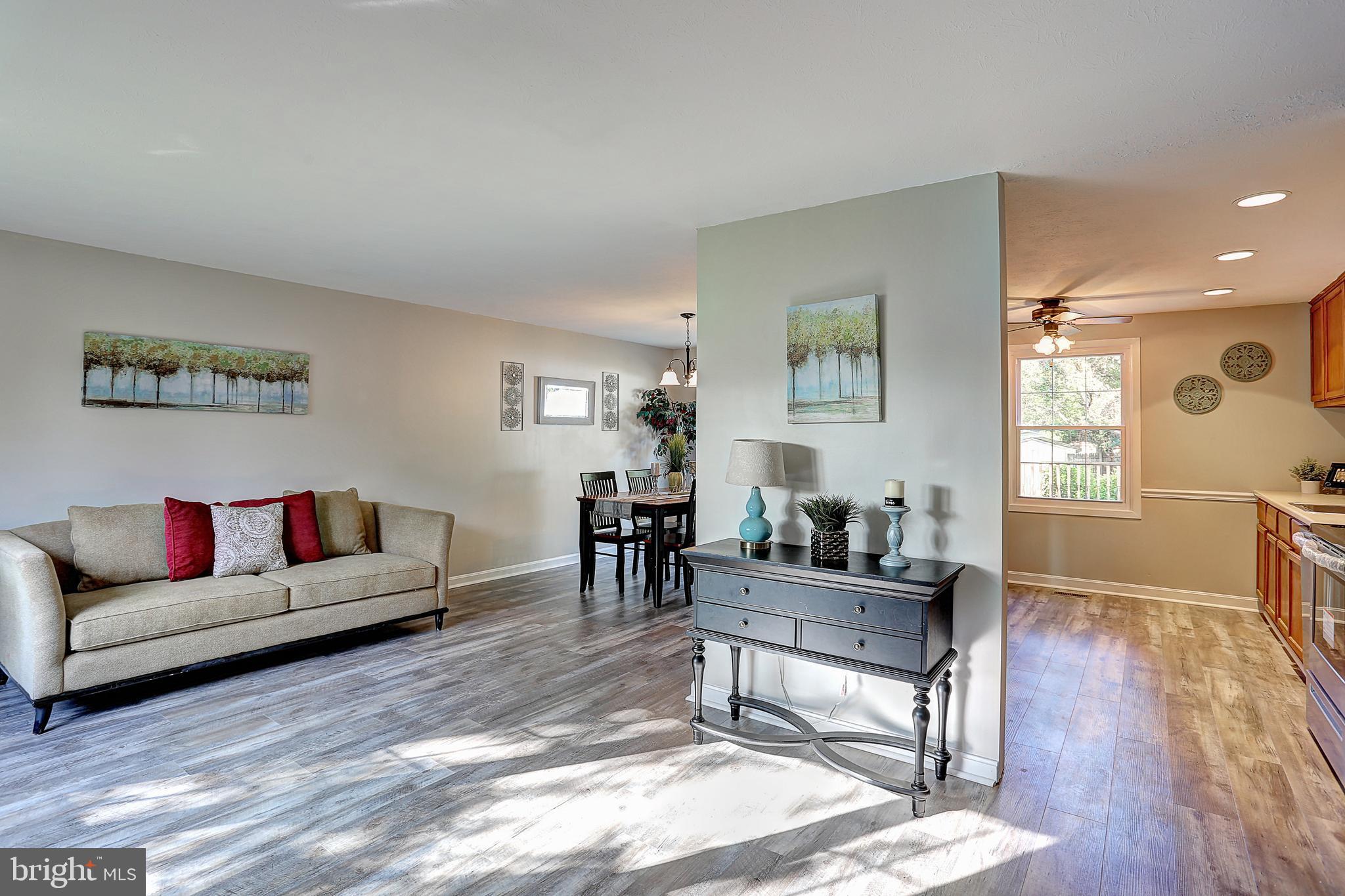 7818 Walnut Tree Road Severn, MD 21144 - Photo 9 of 30 Living Room