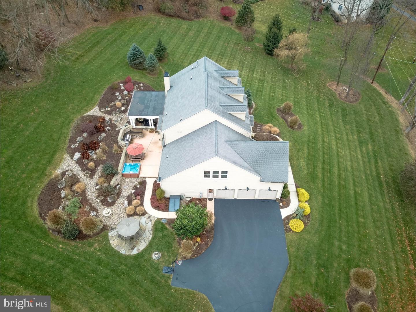 2756 Valley View Road Hellertown, PA 18055 - Photo 23 of 25 Gallery Image 23