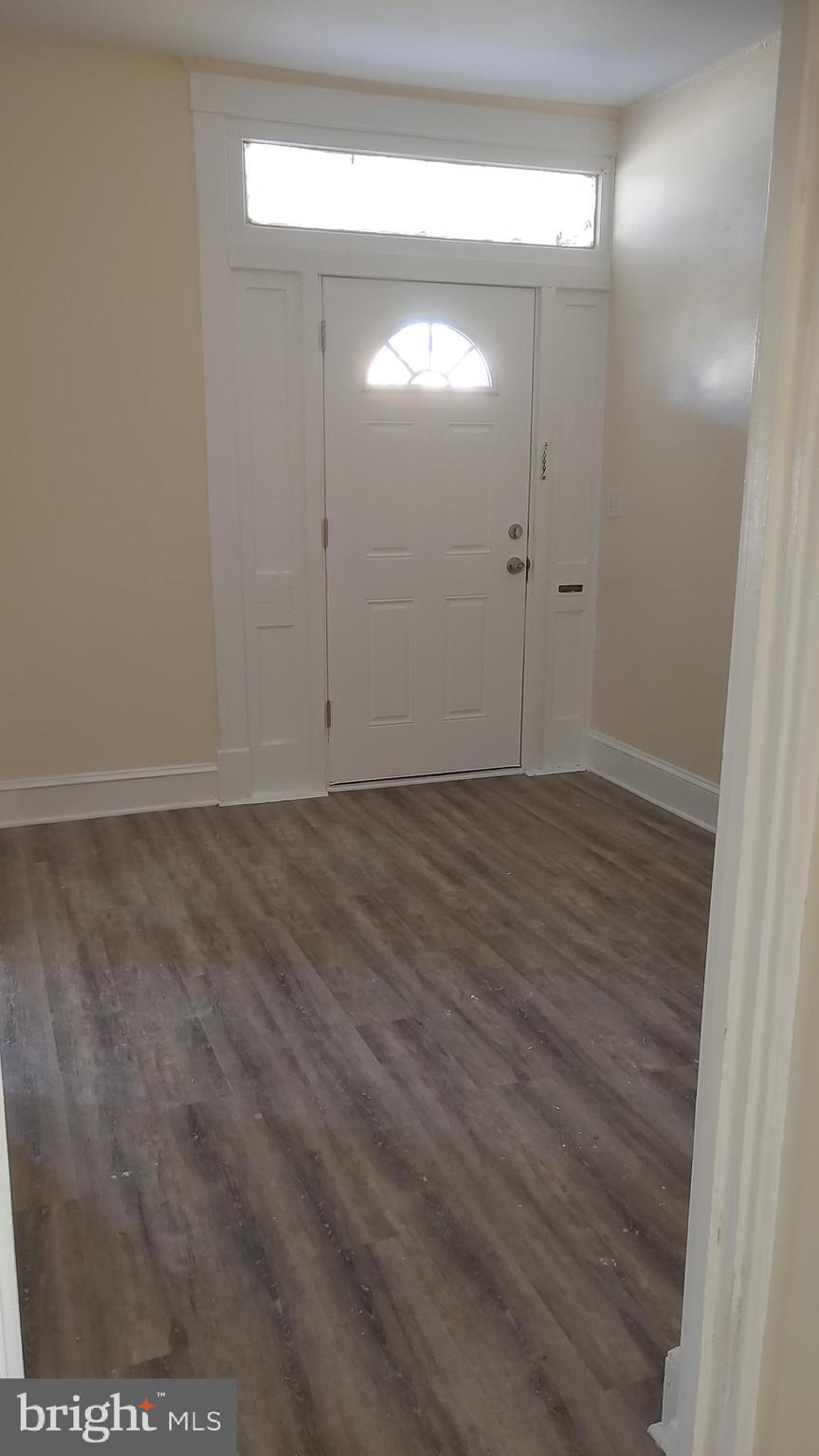 4405 Liberty Heights Avenue Baltimore, MD 21207 - Photo 3 of 29 Unit 1 Foyer