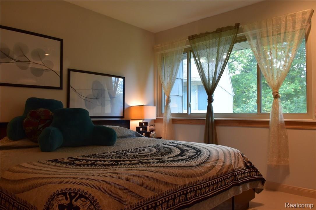 616 Rickett Road, Unit 114 Brighton, MI 48116 - Photo 14 of 25 Bedroom II