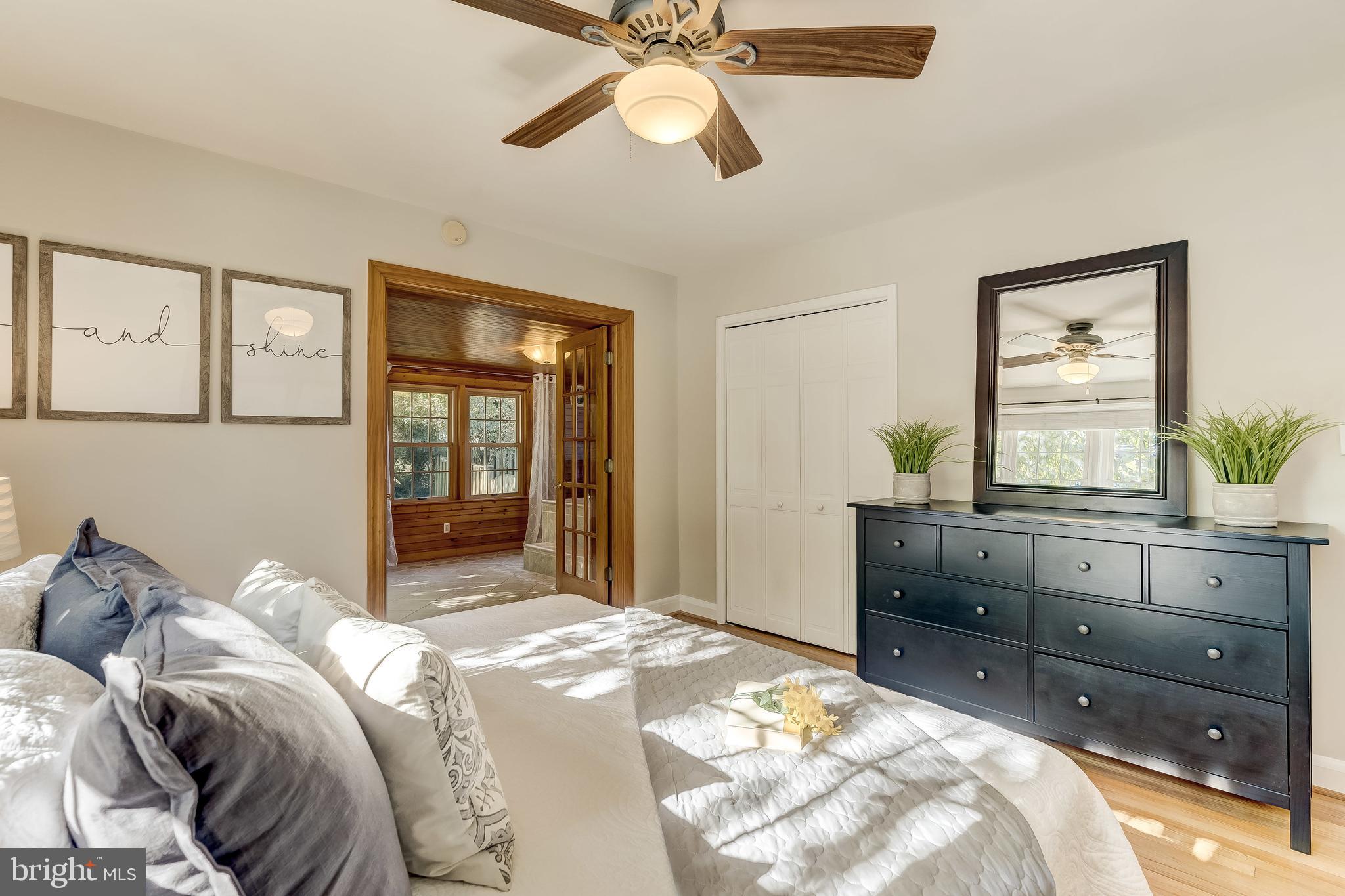 517 South Rolling Road Baltimore, MD 21228 - Photo 22 of 59 Access to Spa Room
