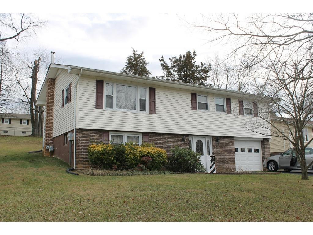 204 Winding Way Road Bristol, VA 24201 - Photo 1 of 25 Photo 1