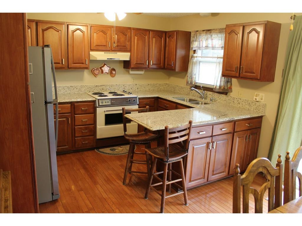 204 Winding Way Road Bristol, VA 24201 - Photo 9 of 25 Photo 9