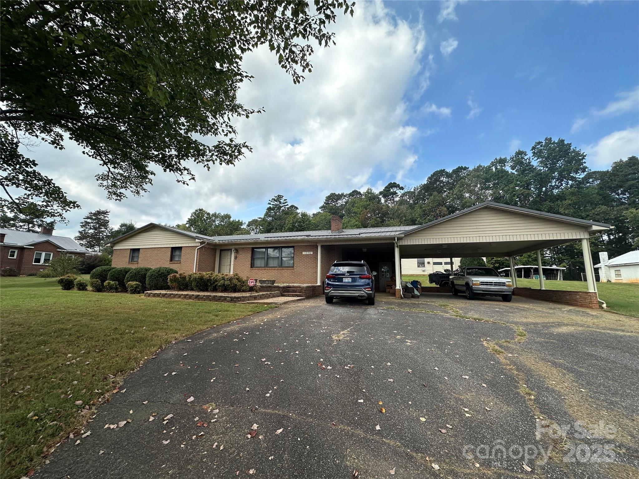 1376 Old Highway 18 Road Morganton, NC 28655 - Photo 2 of 22 Gallery Image 2