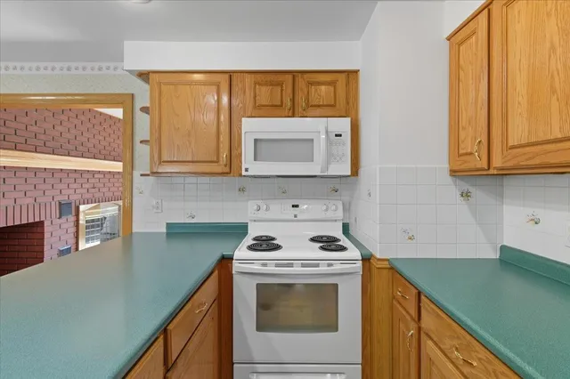 $460,000 | 57 Chelsea Road, Essex, VT 05452