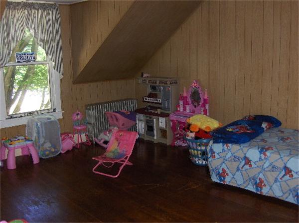 699 Millers Falls Road Northfield, MA 01360 - Photo 5 of 6 Gallery Image 5