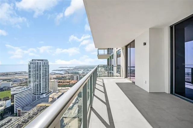 $1,698,000 | 275 1st Avenue South, Unit 3304, St. Petersburg, FL 33701