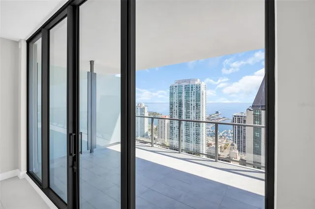 $1,698,000 | 275 1st Avenue South, Unit 3304, St. Petersburg, FL 33701