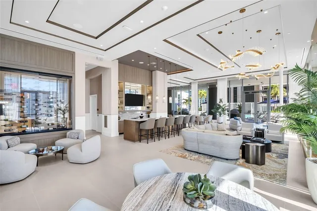 $1,698,000 | 275 1st Avenue South, Unit 3304, St. Petersburg, FL 33701