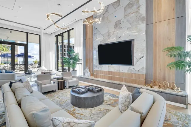 $1,698,000 | 275 1st Avenue South, Unit 3304, St. Petersburg, FL 33701