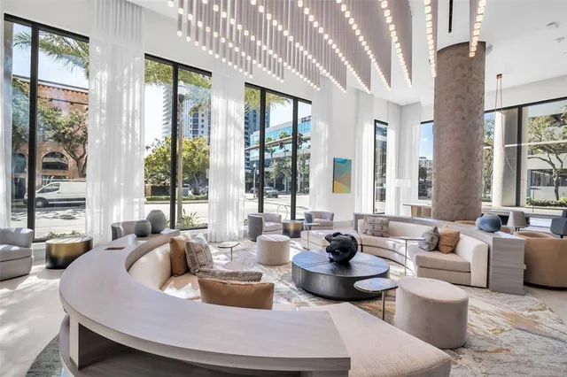 $1,698,000 | 275 1st Avenue South, Unit 3304, St. Petersburg, FL 33701