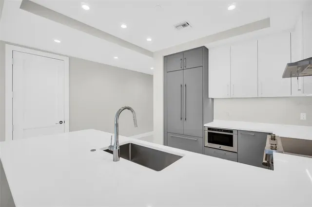 $1,698,000 | 275 1st Avenue South, Unit 3304, St. Petersburg, FL 33701