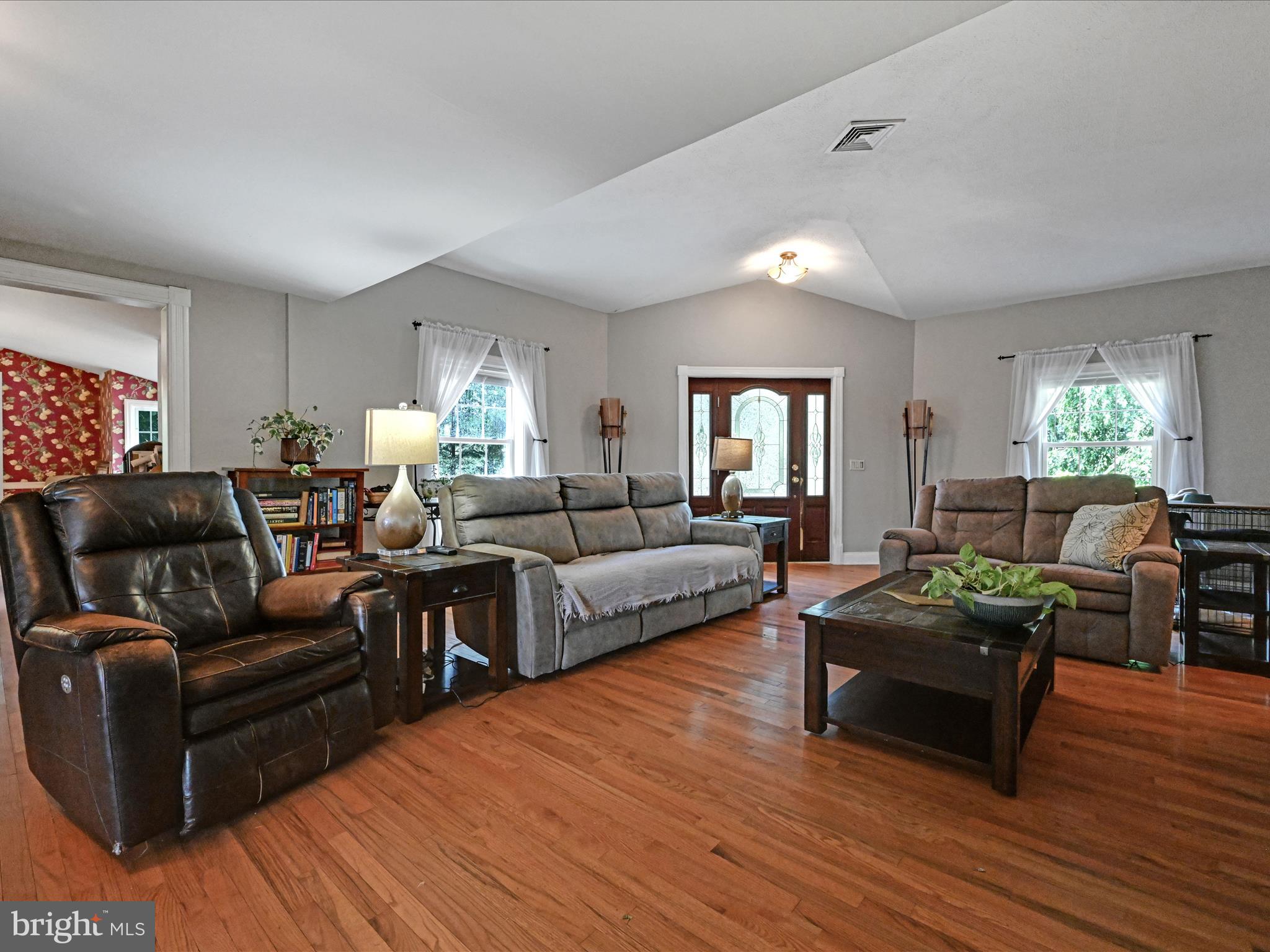 453 Kirks Mill Road Nottingham, PA 19362 - Photo 10 of 50 Living Room