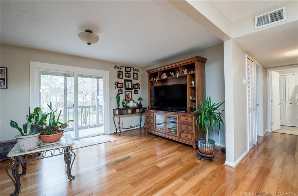 1409 Slate Run Road, Unit 12 New Albany, IN 47150 - Photo 19 of 28 Gallery Image 19