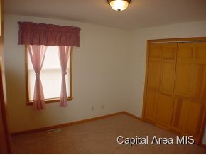 2818 Haggard Drive Springfield, IL 62711 - Photo 6 of 7