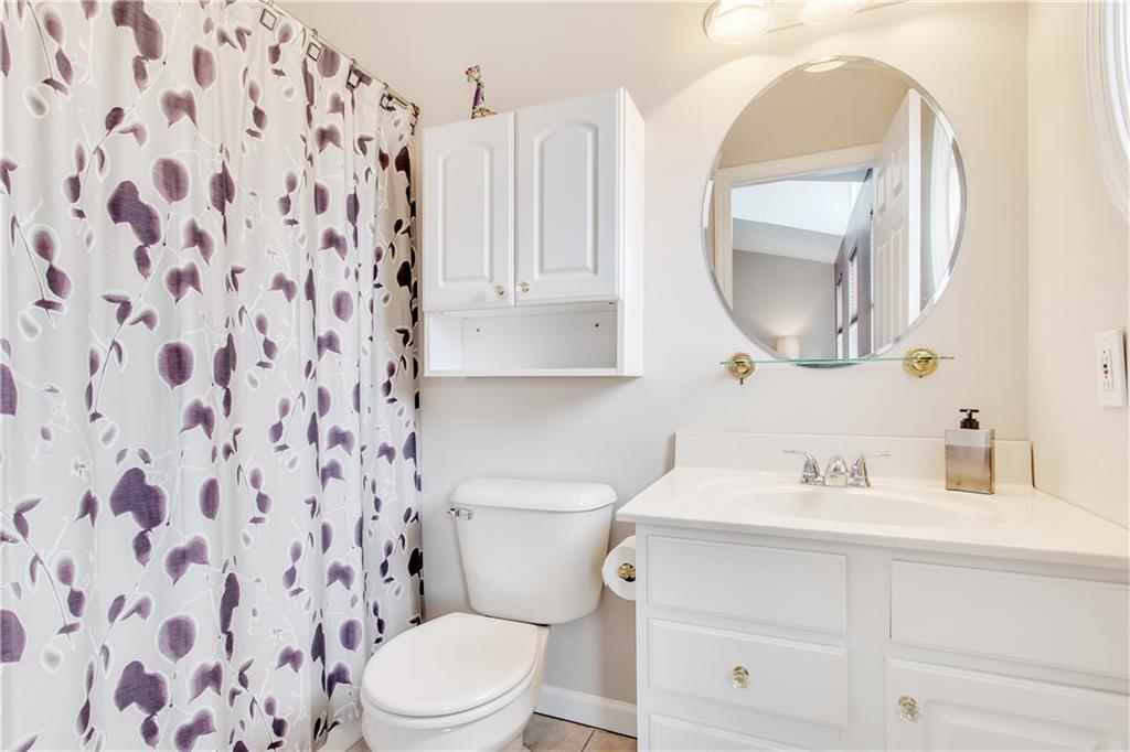 210 Grace Street McKees Rocks, PA 15136 - Photo 13 of 22 View of the master bath
