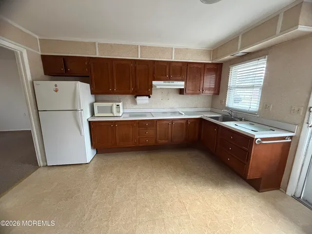 $175,000 | 221 A Buckingham Court, Lakewood, NJ 08701