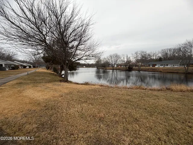 $175,000 | 221 A Buckingham Court, Lakewood, NJ 08701