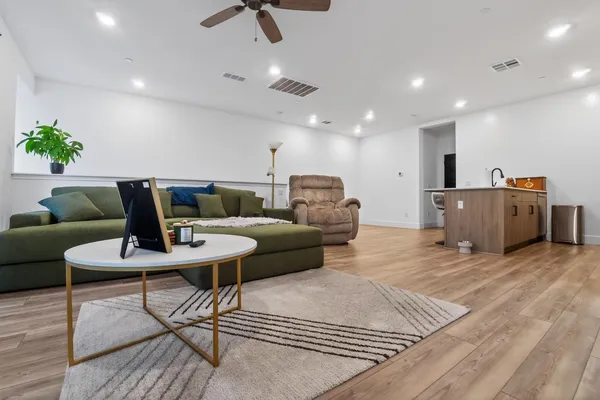 $370,000 | 10970 North Honeysuckle Drive, Fresno, CA 93730