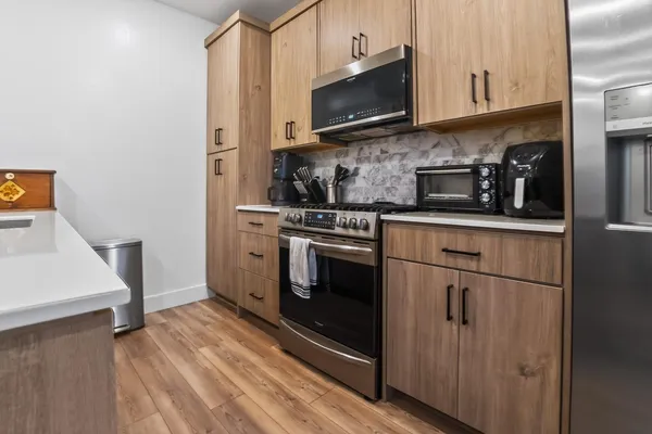 $370,000 | 10970 North Honeysuckle Drive, Fresno, CA 93730