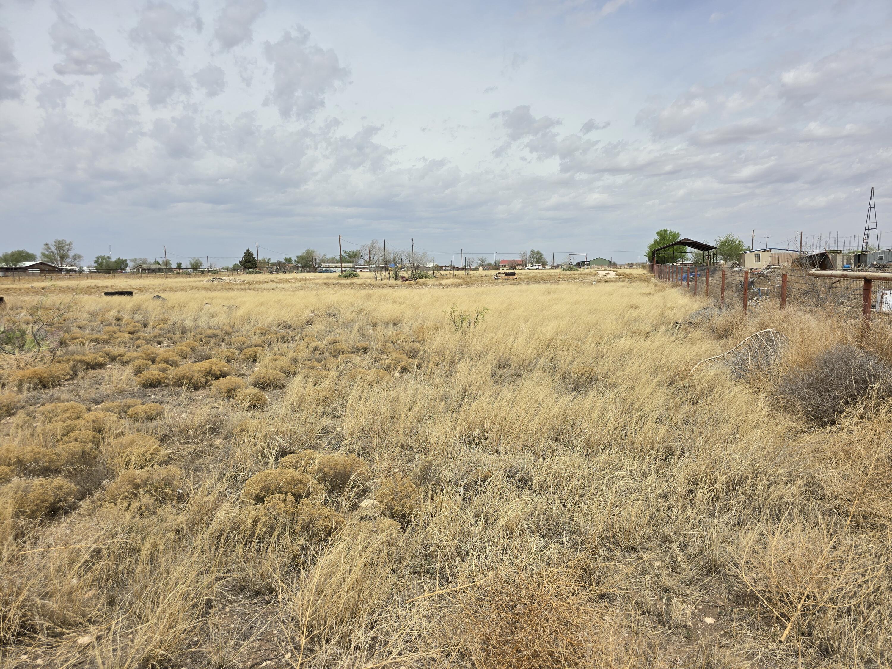 220 I County Road Denver City, TX 79323 - Photo 7 of 9 a view of an ocean