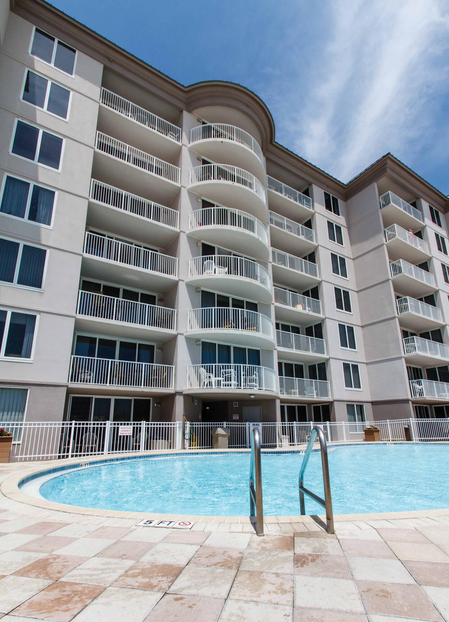 520 Santa Rosa Boulevard, Unit 605 Fort Walton Beach, FL 32548 - Photo 21 of 32 a front view of a building