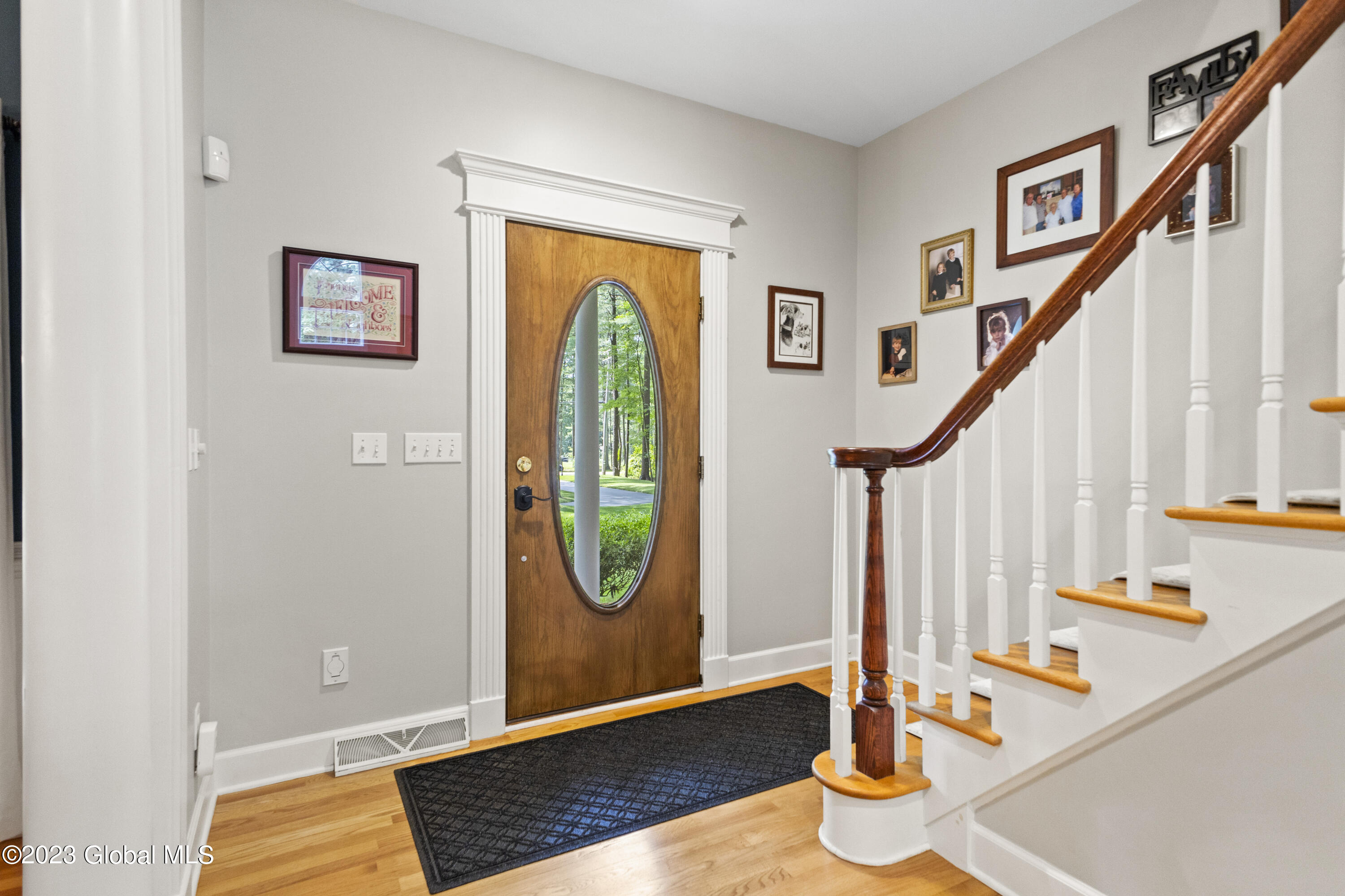 3315 East Old State Road Schenectady, NY 12303 - Photo 3 of 39 11-IMG_8155