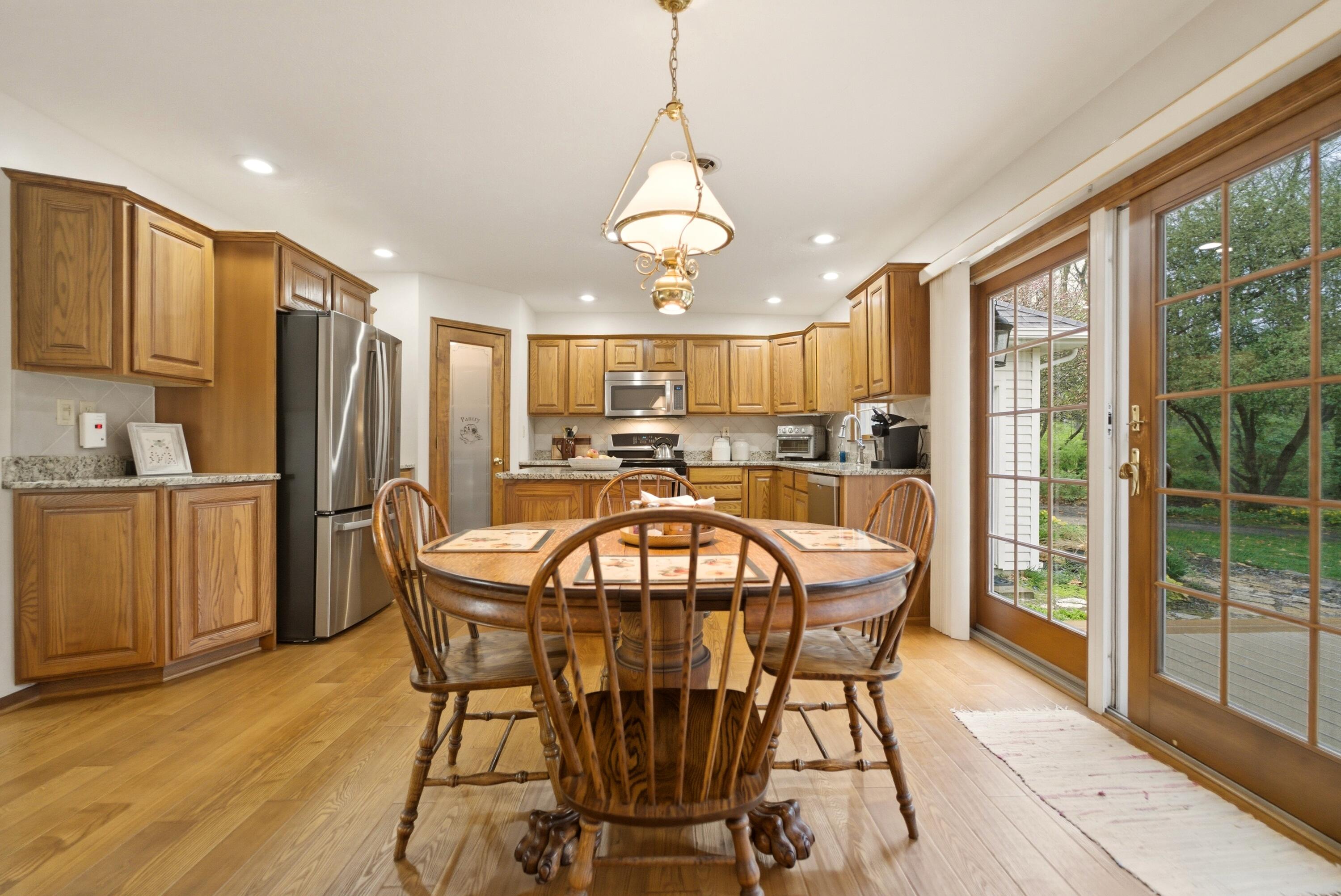 11230 Sandpiper Street Demotte, IN 46310 - Photo 12 of 53 3000x2005