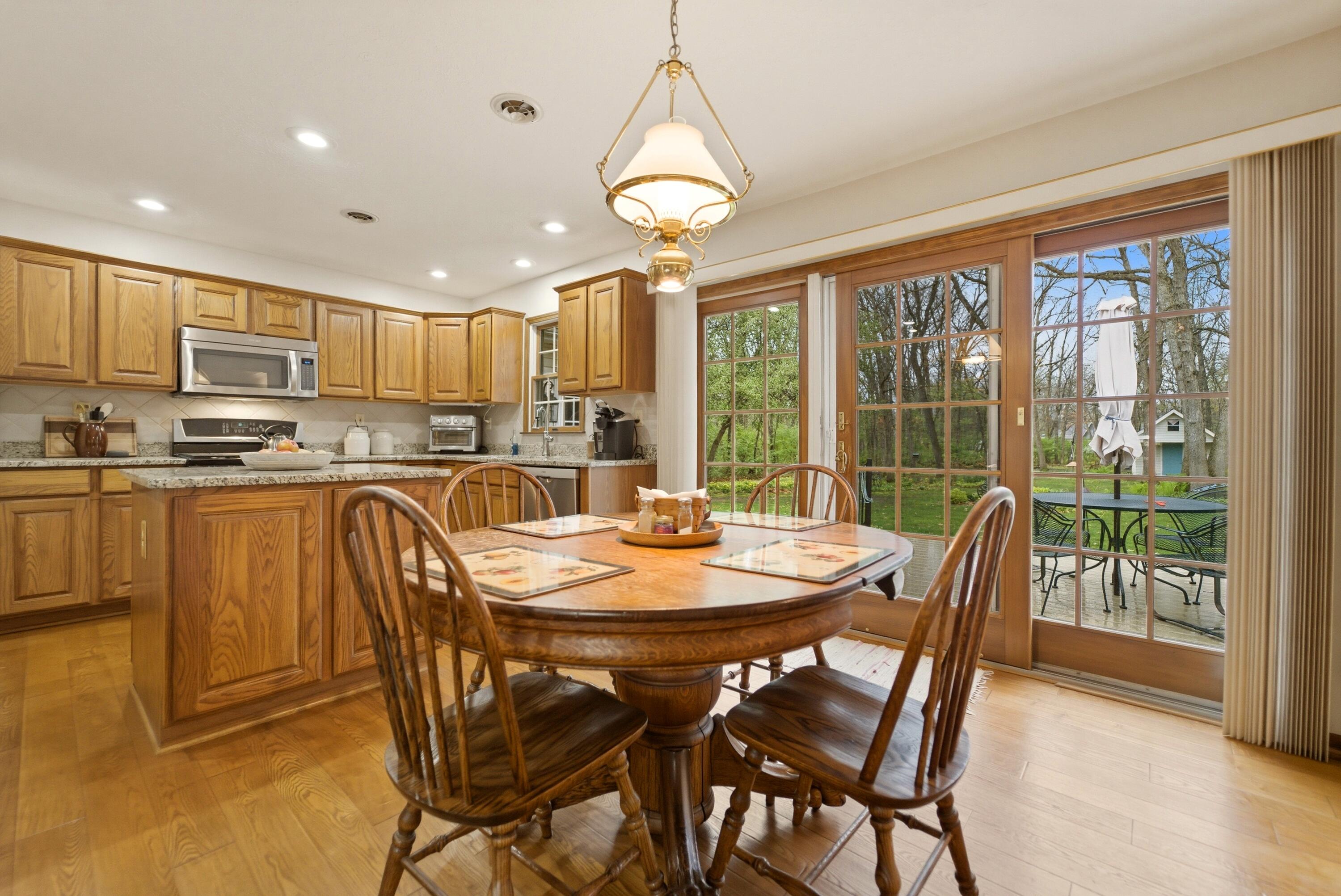 11230 Sandpiper Street Demotte, IN 46310 - Photo 14 of 53 3000x2005