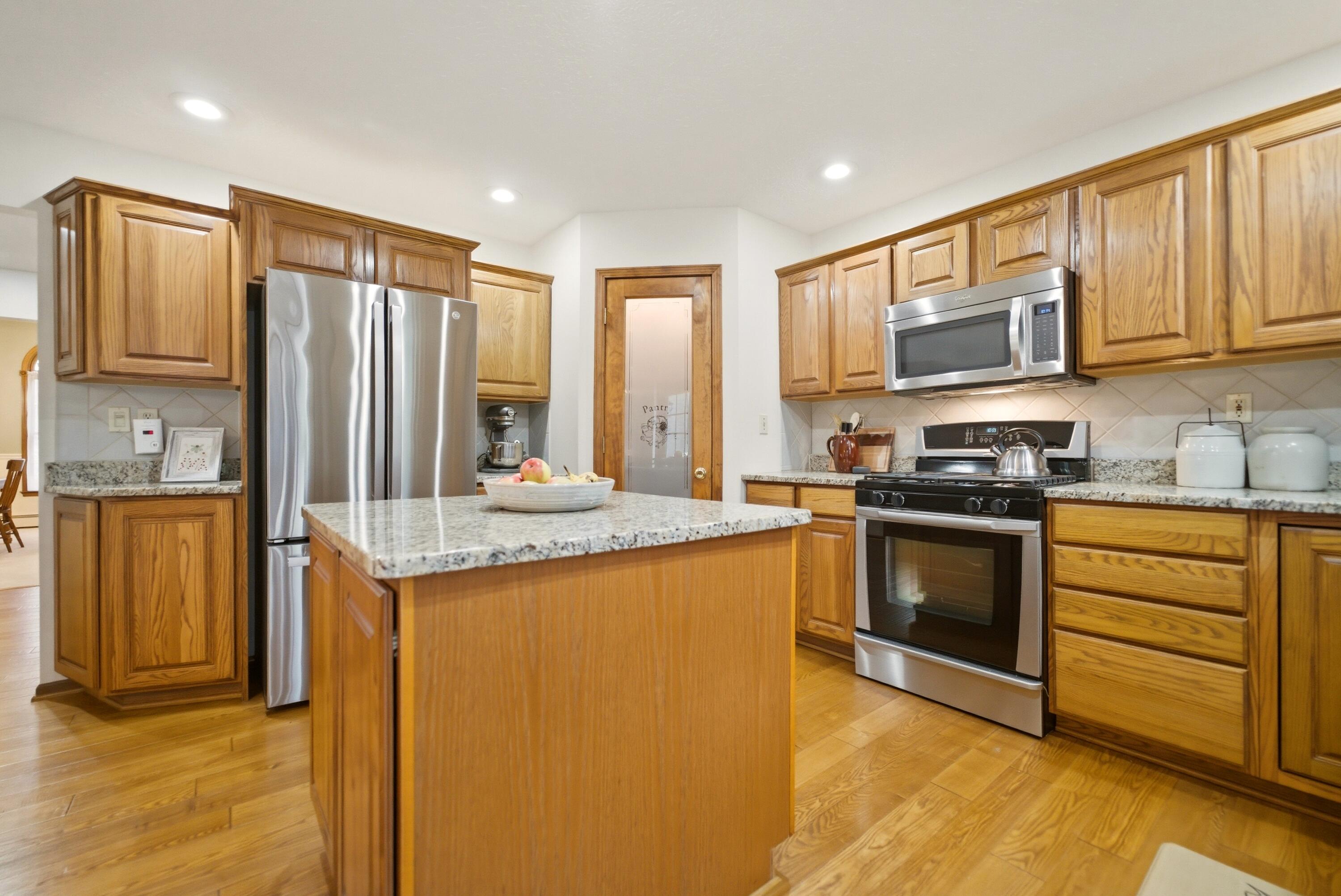 11230 Sandpiper Street Demotte, IN 46310 - Photo 18 of 53 3000x2005