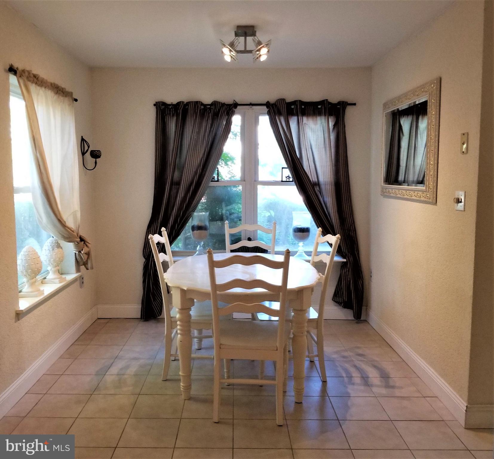 88 Pebble Road East Windsor, NJ 08520 - Photo 6 of 20 Cozy breakfast room off kitchen