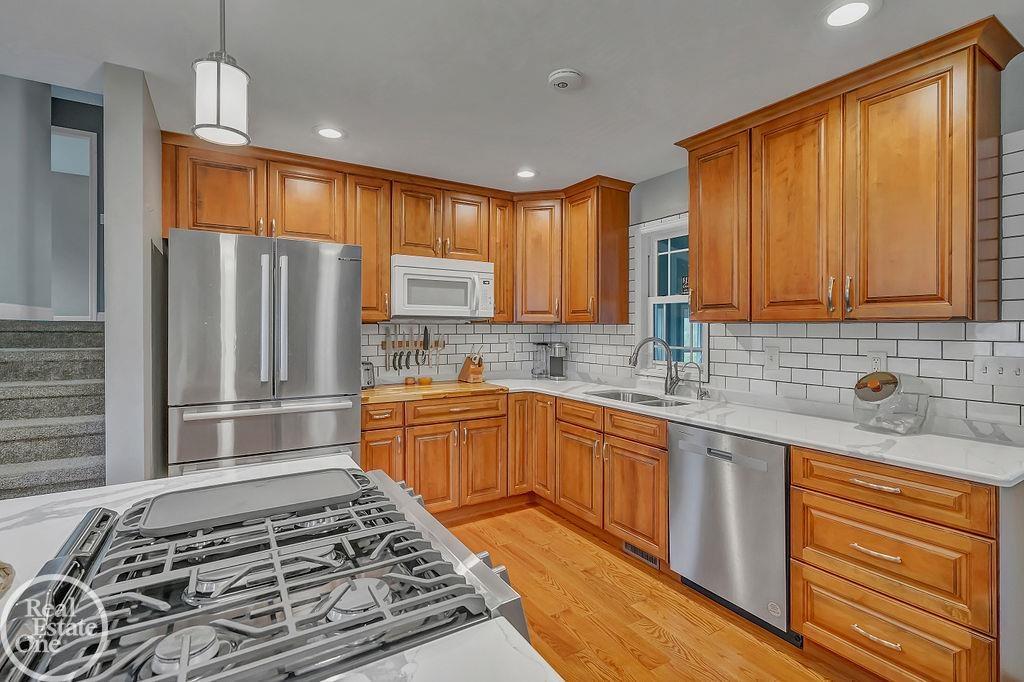 8051 Logana Road Avoca, MI 48006 - Photo 13 of 39