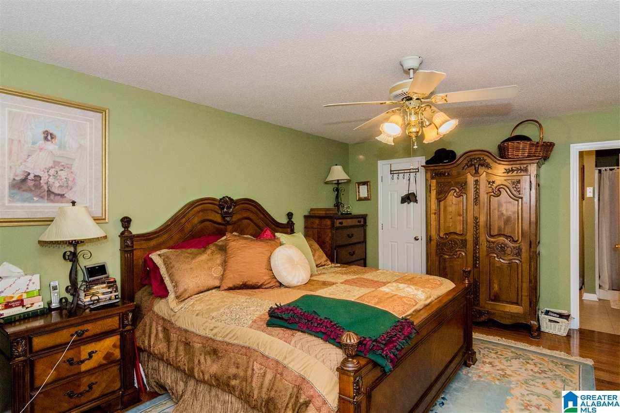 100 Spinnaker Lane Alabaster, AL 35007 - Photo 13 of 33