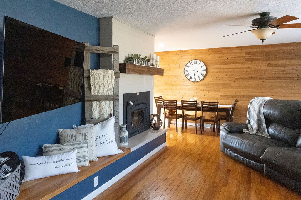 114 Mapleleaf Drive Catlin, IL 61817 - Photo 12 of 33 Family Room 2