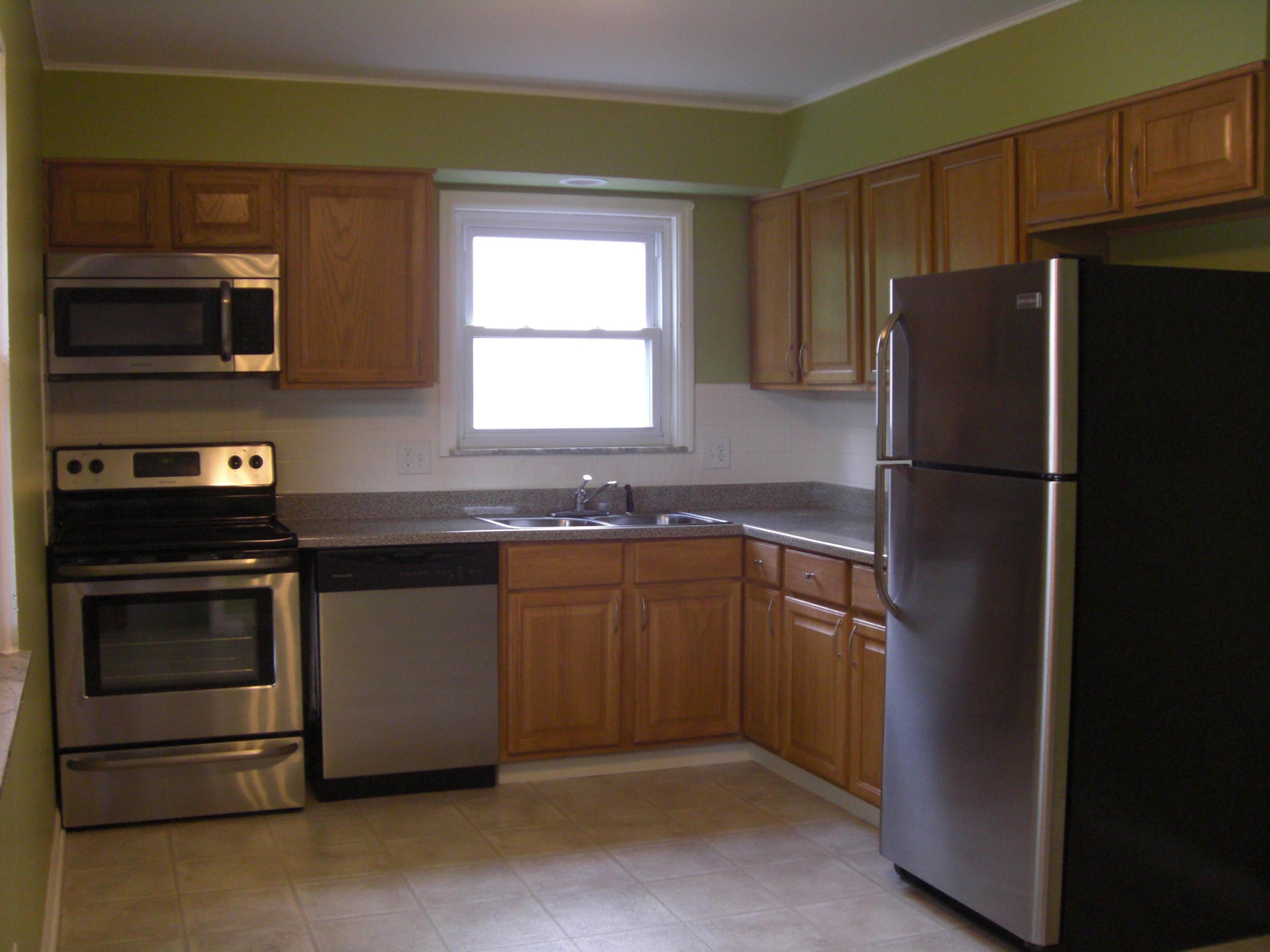 1807 Fleming Road Columbus, OH 43232 - Photo 5 of 11 Gallery Image 5