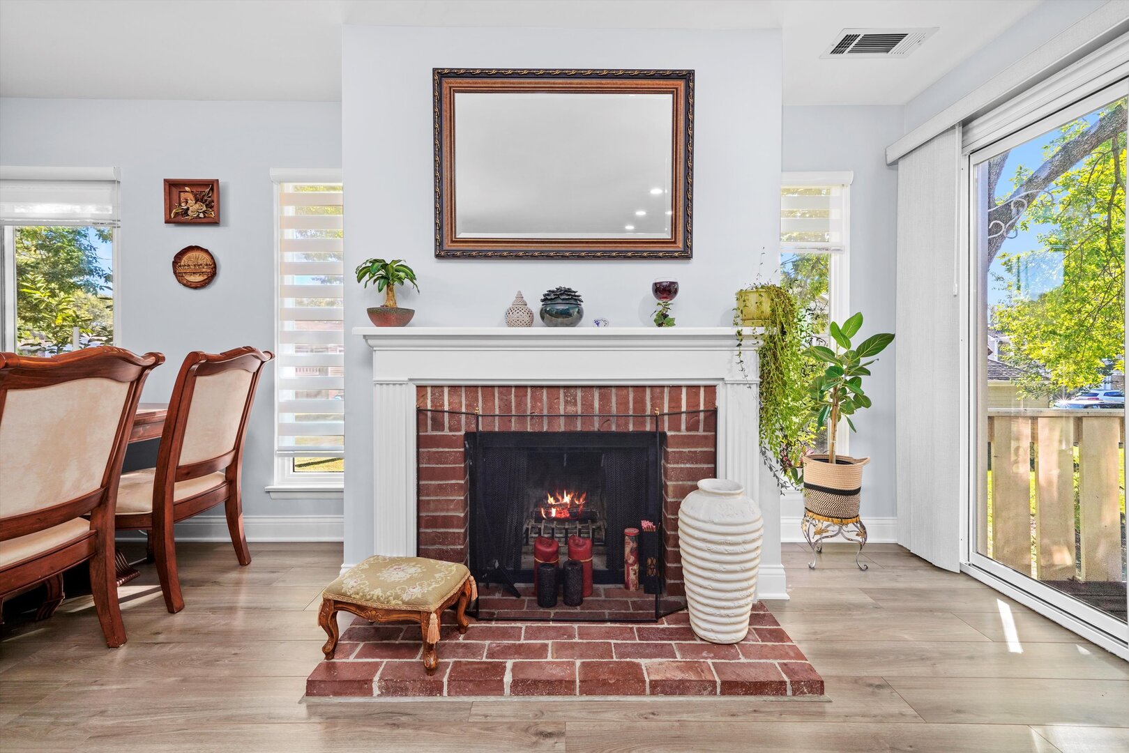 136 Wolcott Court, Unit O2 Schaumburg, IL 60193 - Photo 10 of 31 a living room with furniture and a fireplace