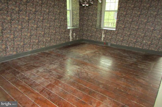 4055 Smith Road Dover, PA 17315 - Photo 9 of 21 Gallery Image 9