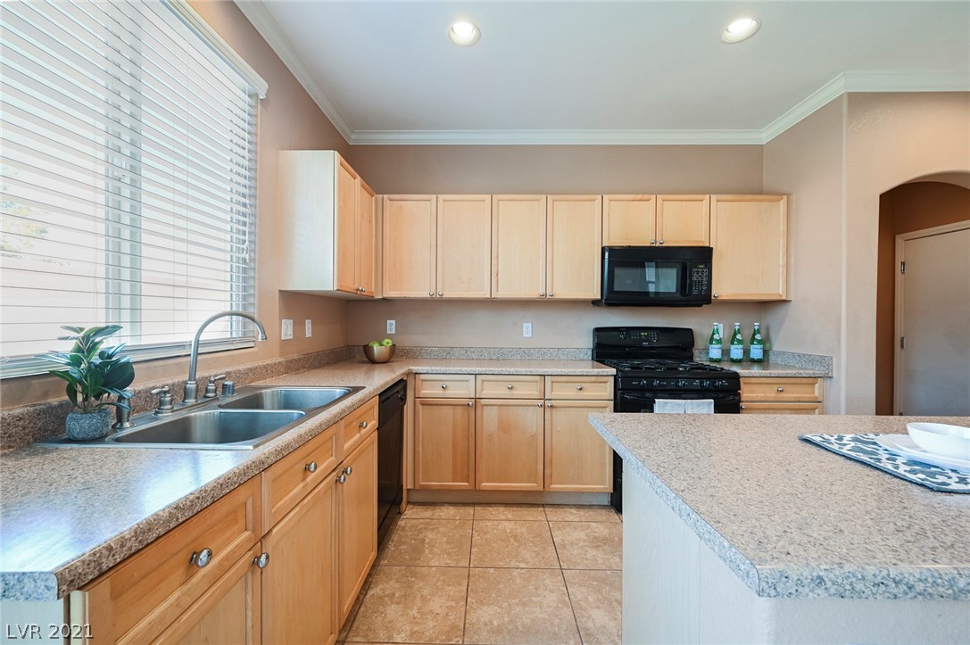 8921 Rendon Street Las Vegas, NV 89143 - Photo 19 of 50