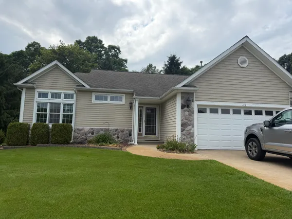 $389,000 | 116 Stony Ridge Court, Hillsdale, MI 49242