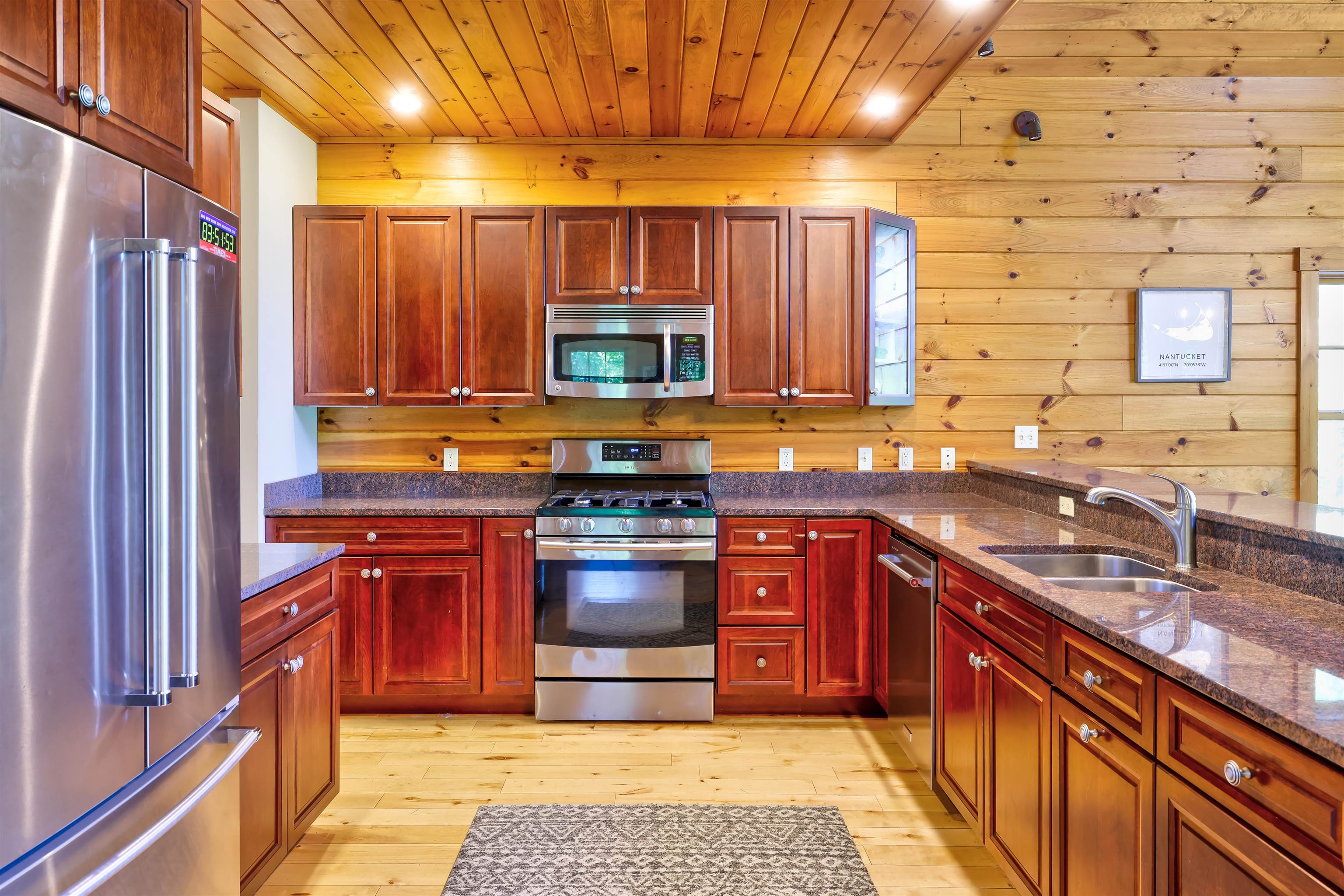 83 S Road Stowe, VT 05672 - Photo 8 of 37 Gallery Image 8