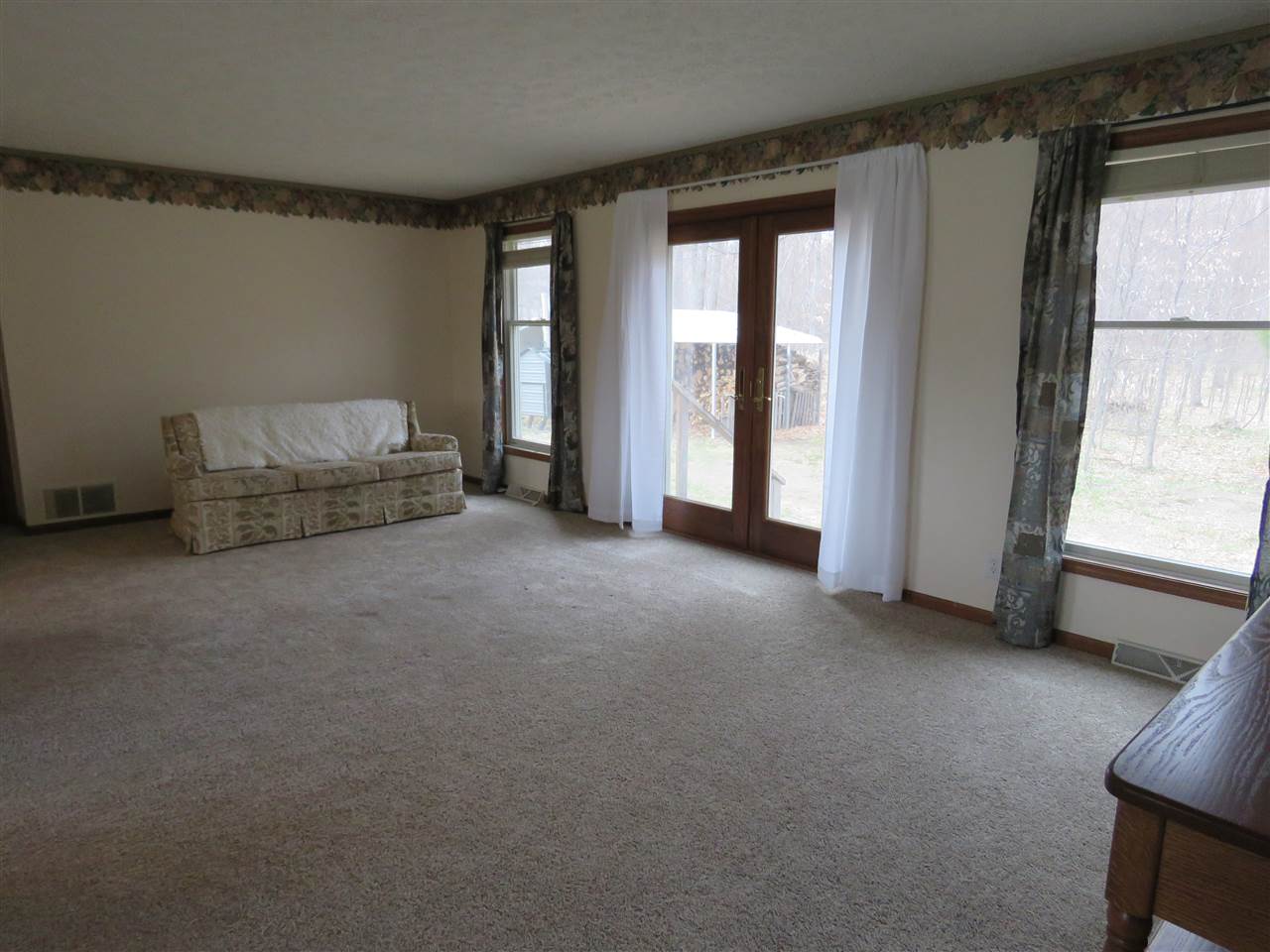 855 South 35 Road Cadillac, MI 49601 - Photo 6 of 30 1860603-5.JPG