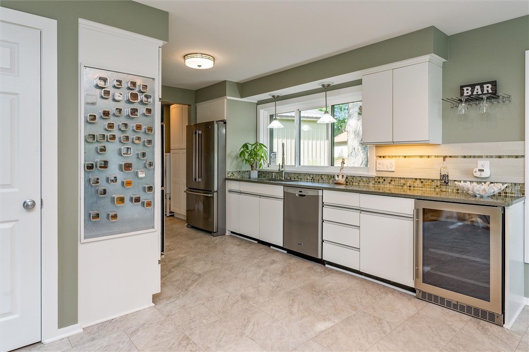 369 Lowden Point Road Greece, NY 14612 - Photo 16 of 50