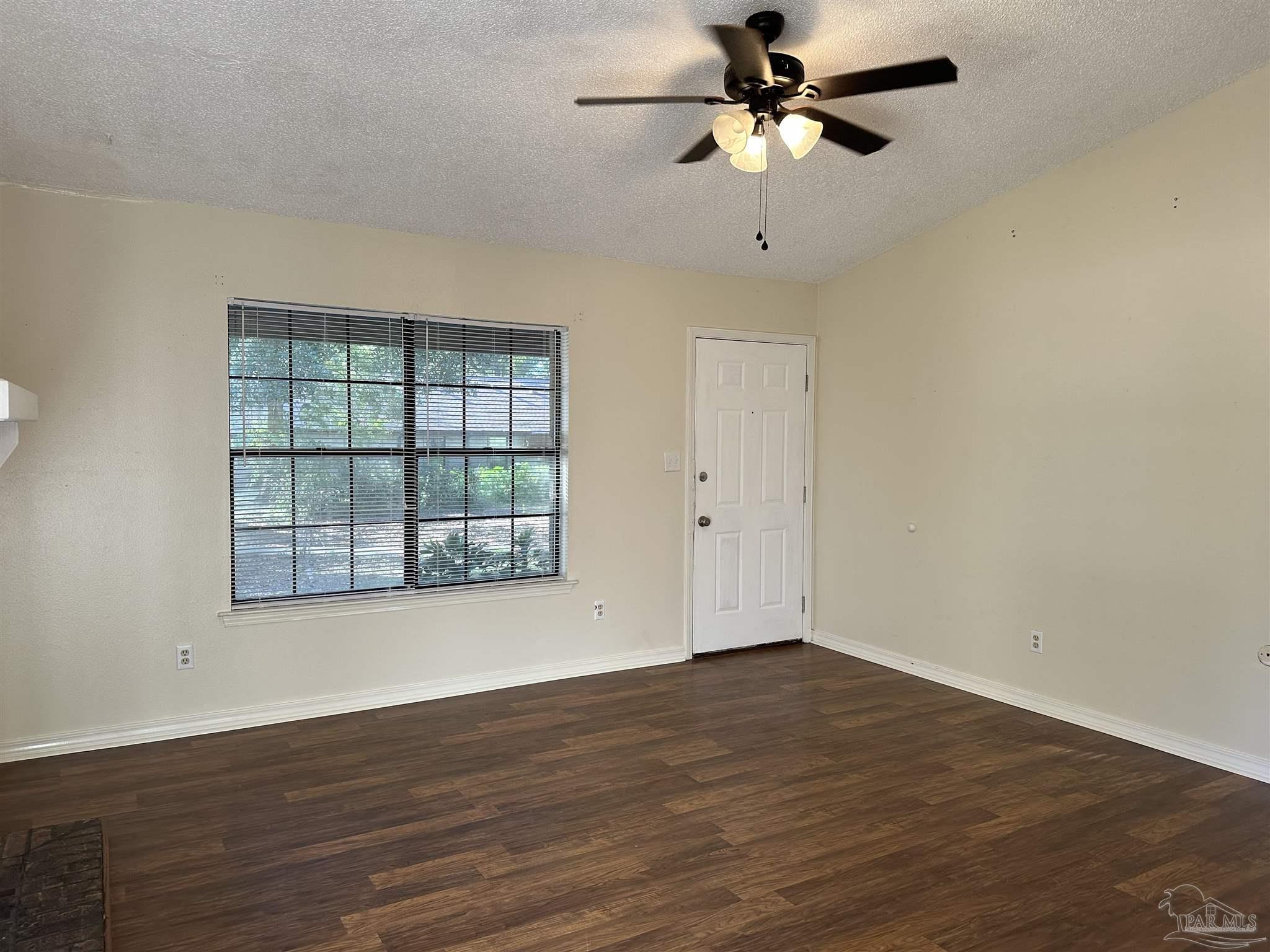 9345 Chisholm Road, Unit F3 Pensacola, FL 32514 - Photo 4 of 15