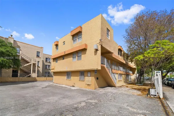 $279,000 | 515 Southwest 3rd Street, Unit 6, Miami, FL 33130