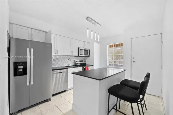 $279,000 | 515 Southwest 3rd Street, Unit 6, Miami, FL 33130