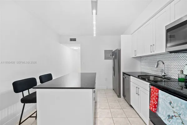 $279,000 | 515 Southwest 3rd Street, Unit 6, Miami, FL 33130