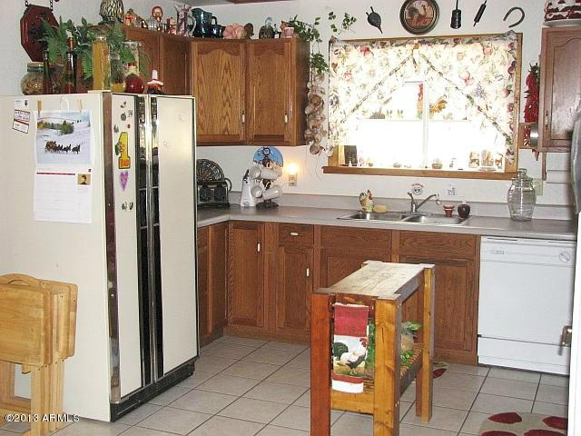 705 North Matterhorn Road Payson, AZ 85541 - Photo 7 of 21 7 refrigerator included
