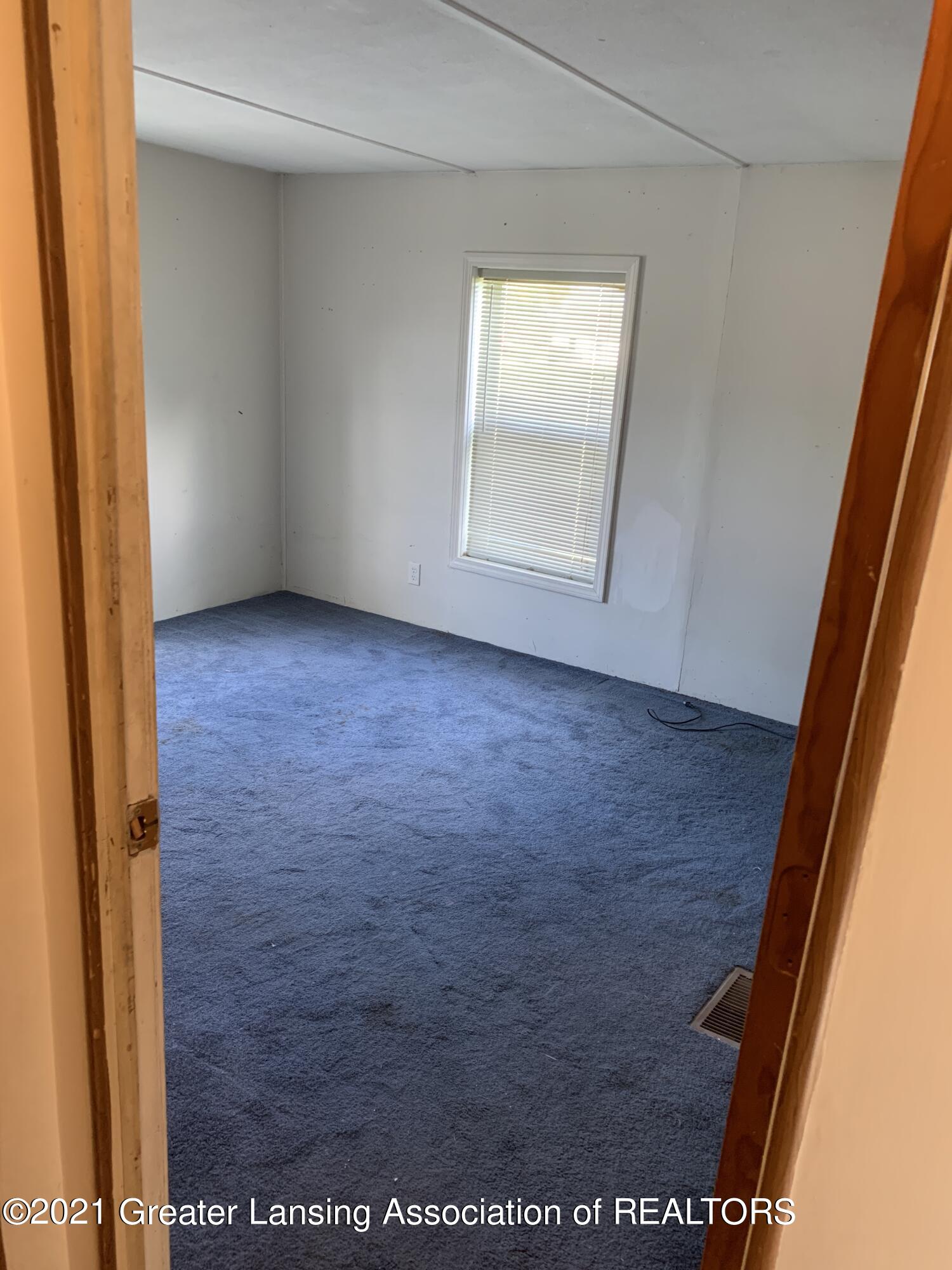 5761 West Columbia Road Mason, MI 48854 - Photo 23 of 26 27