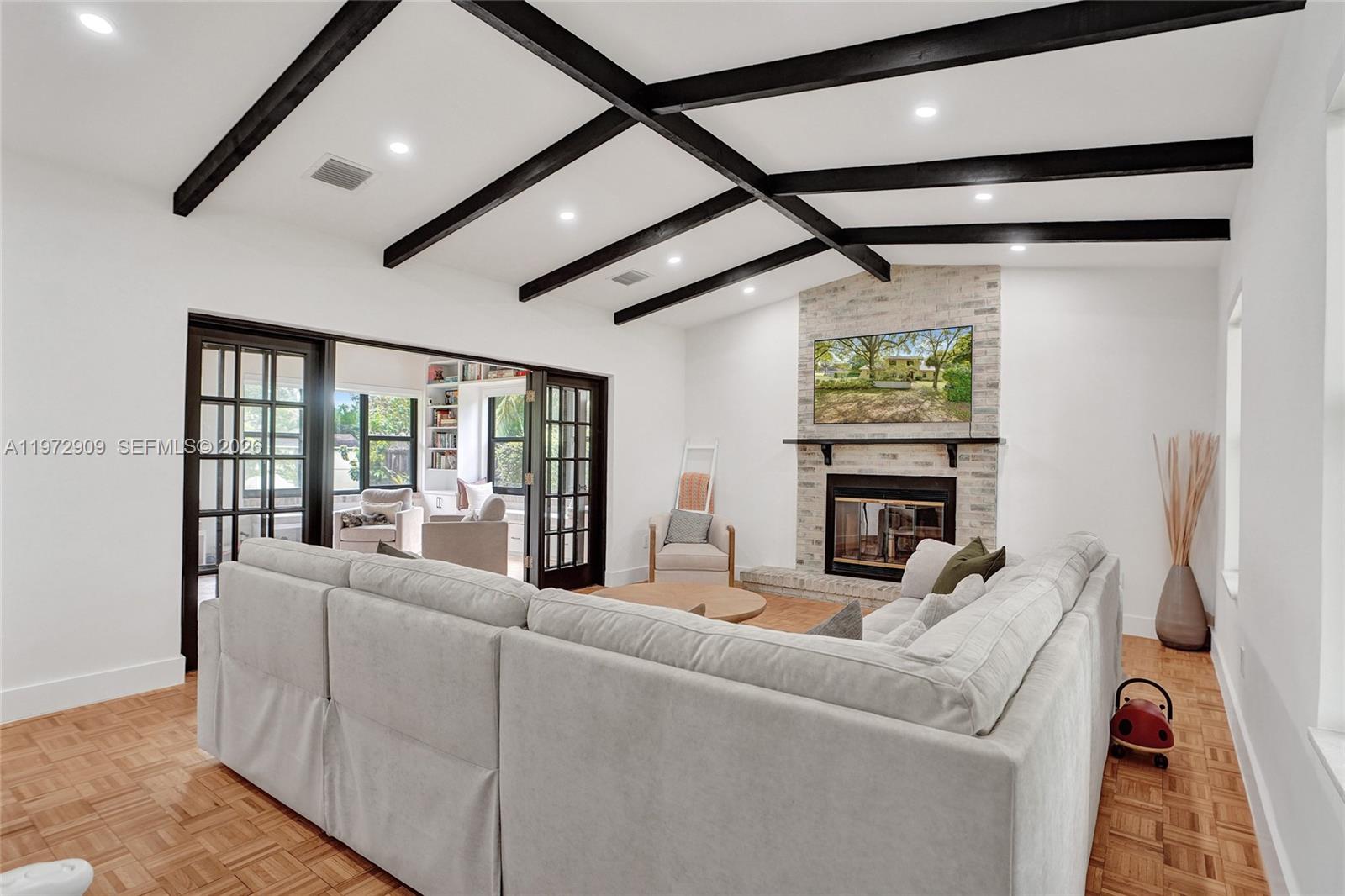 9901 Southwest 79th Avenue Miami, FL 33156 - Photo 16 of 39