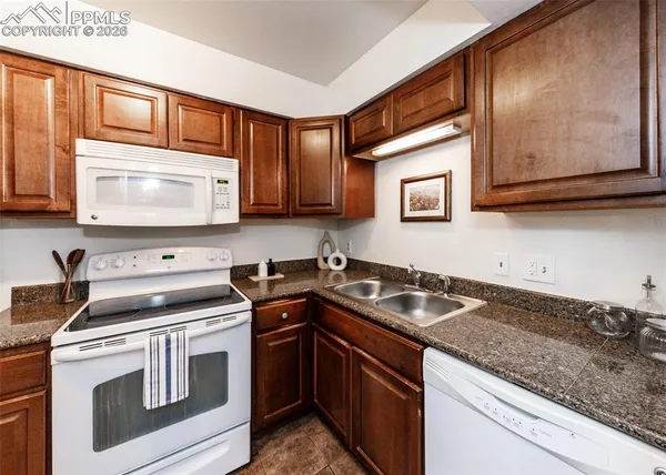 $199,900 | 1708 Sawyer Way, Unit 277, Colorado Springs, CO 80915